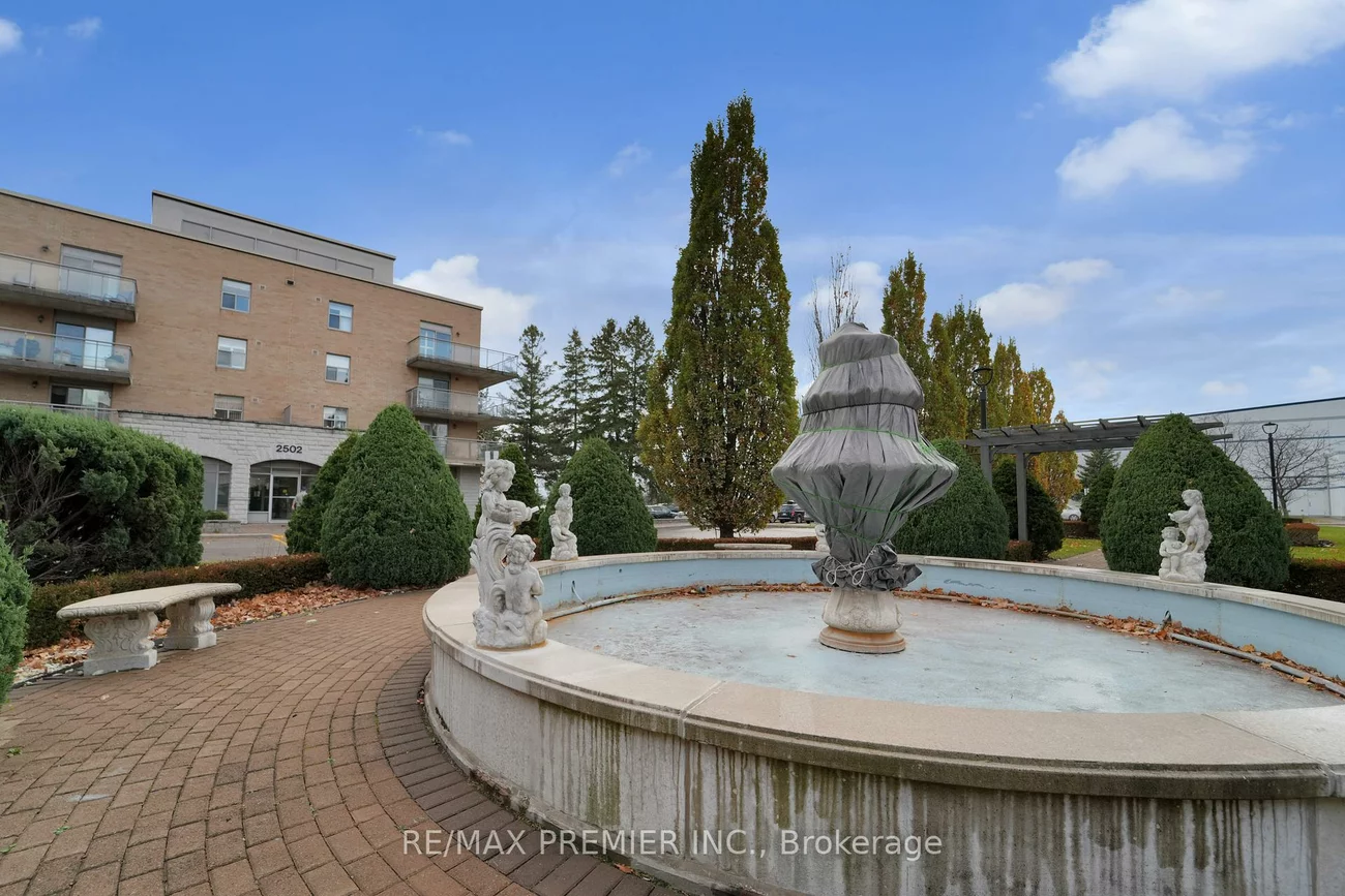 2502, Rutherford, Maple, Vaughan