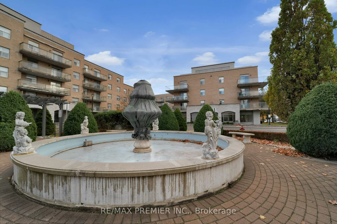 2502, Rutherford, Maple, Vaughan