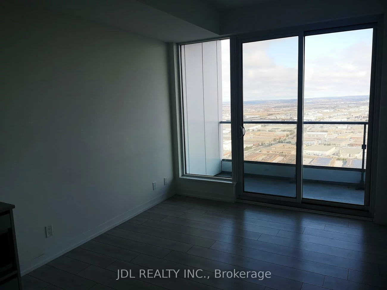 898, Portage Pkwy, Vaughan Corporate Centre, Vaughan