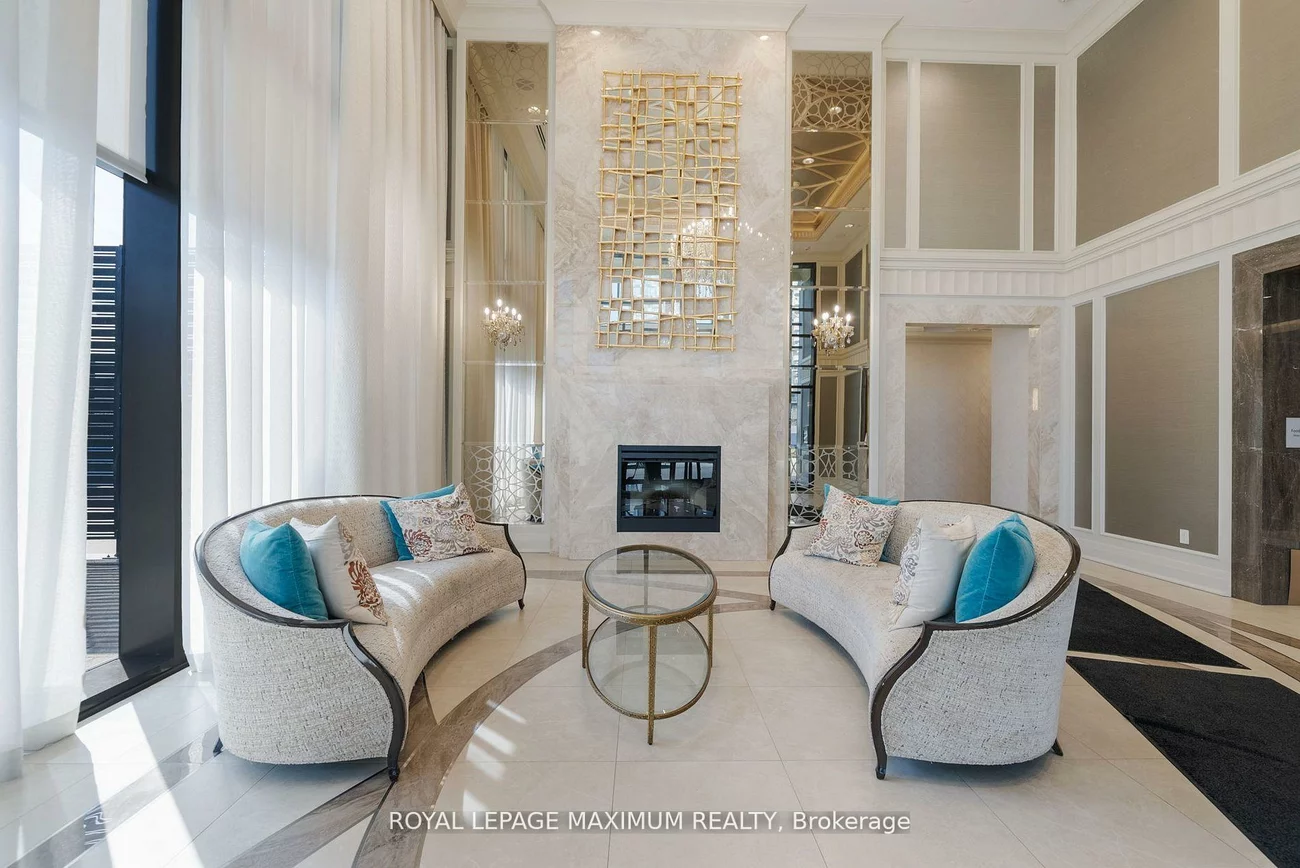 9075, Jane, Concord, Vaughan