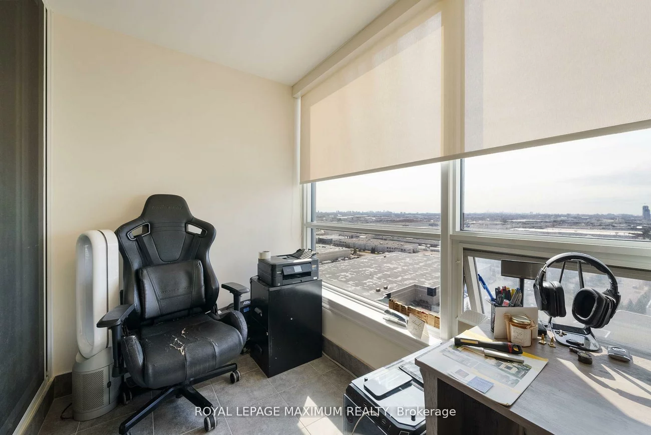 9075, Jane, Concord, Vaughan