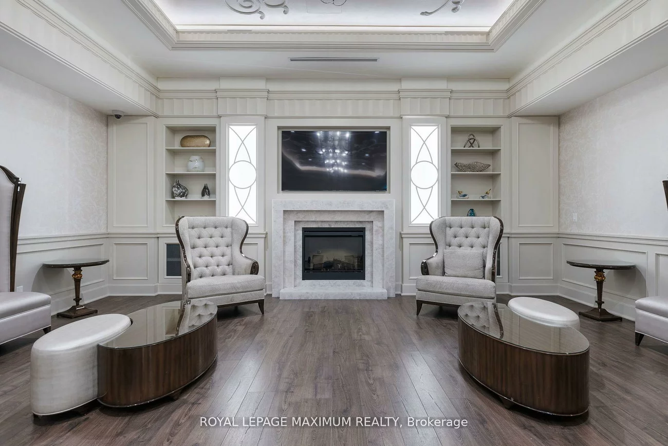 9075, Jane, Concord, Vaughan