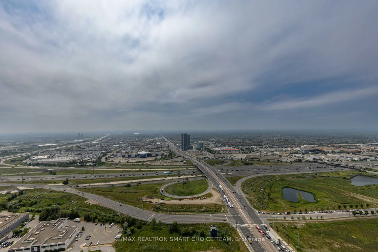 195, Commerce, Vaughan Corporate Centre, Vaughan