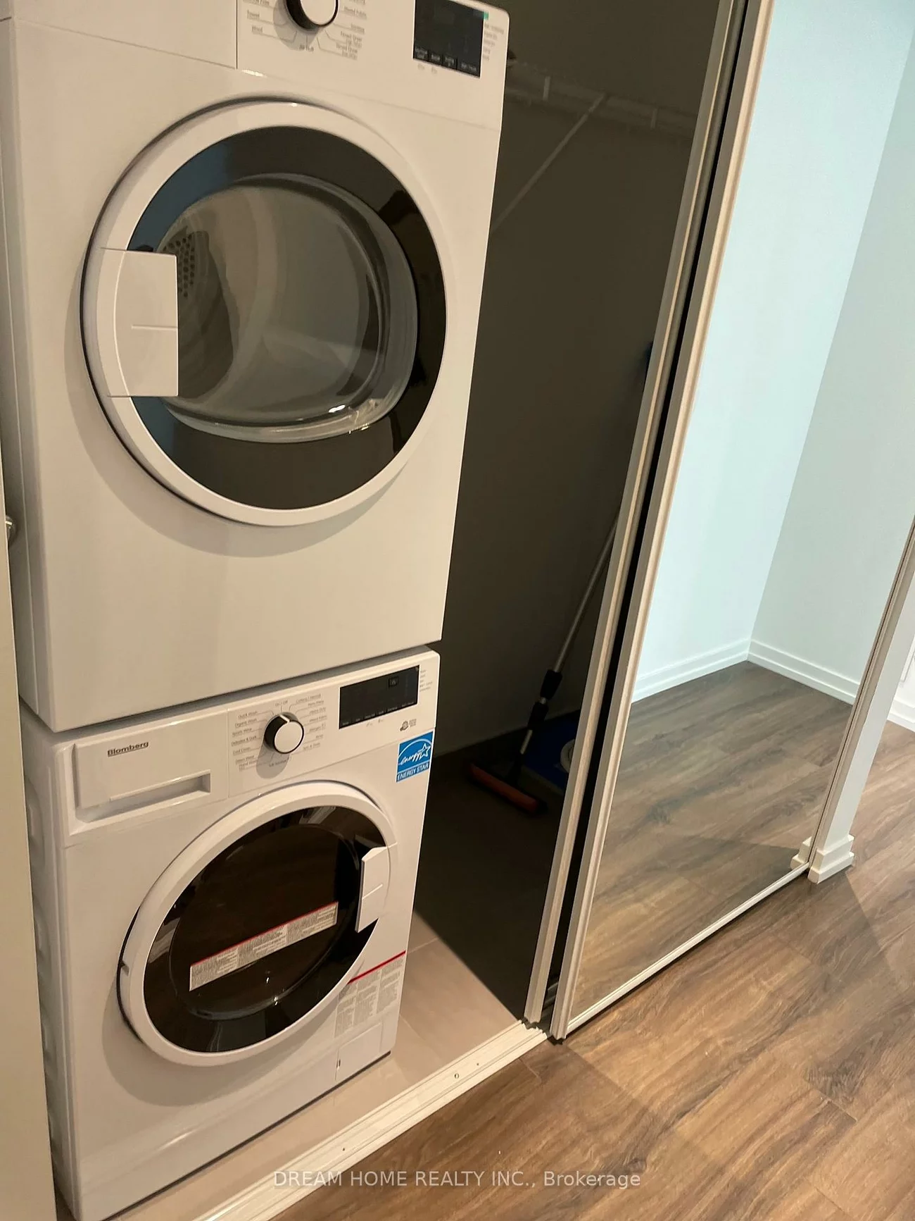 7890, Jane, Vaughan Corporate Centre, Vaughan