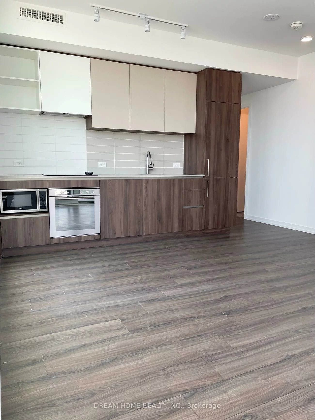 7890, Jane, Vaughan Corporate Centre, Vaughan