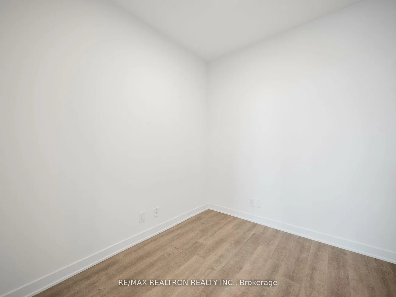 30, UPPER MALL, Brownridge, Vaughan