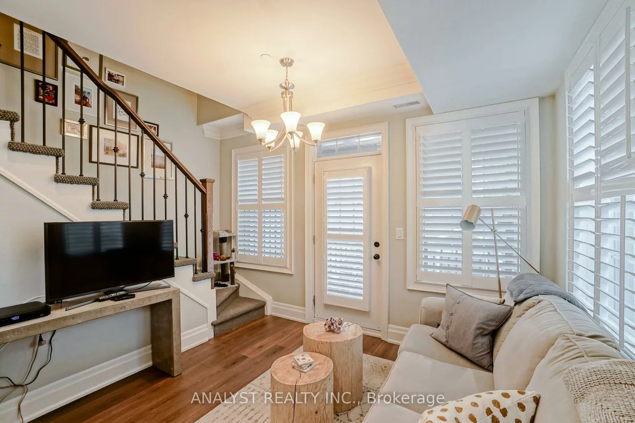 10425, Islington, Kleinburg, Vaughan