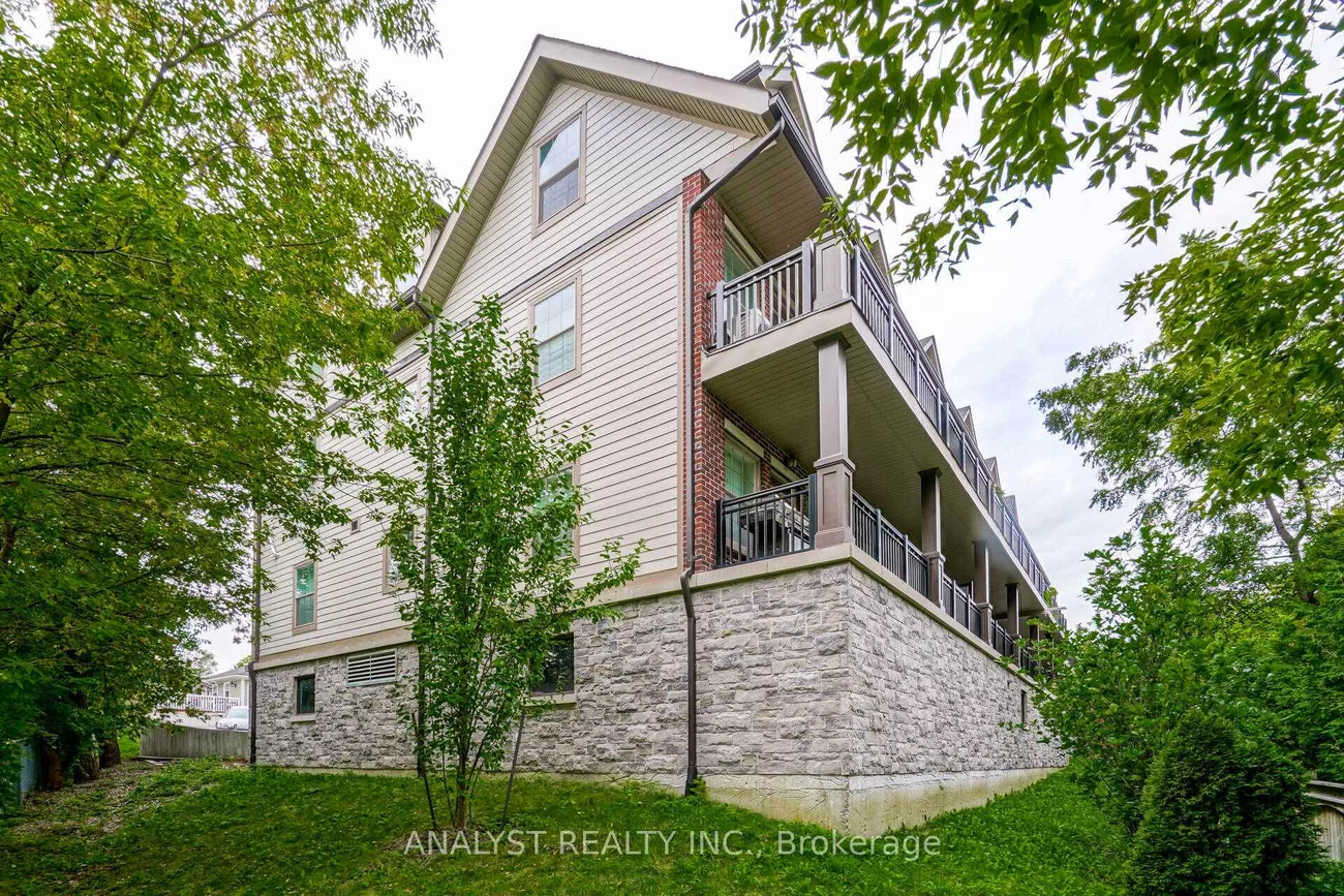 10425, Islington, Kleinburg, Vaughan