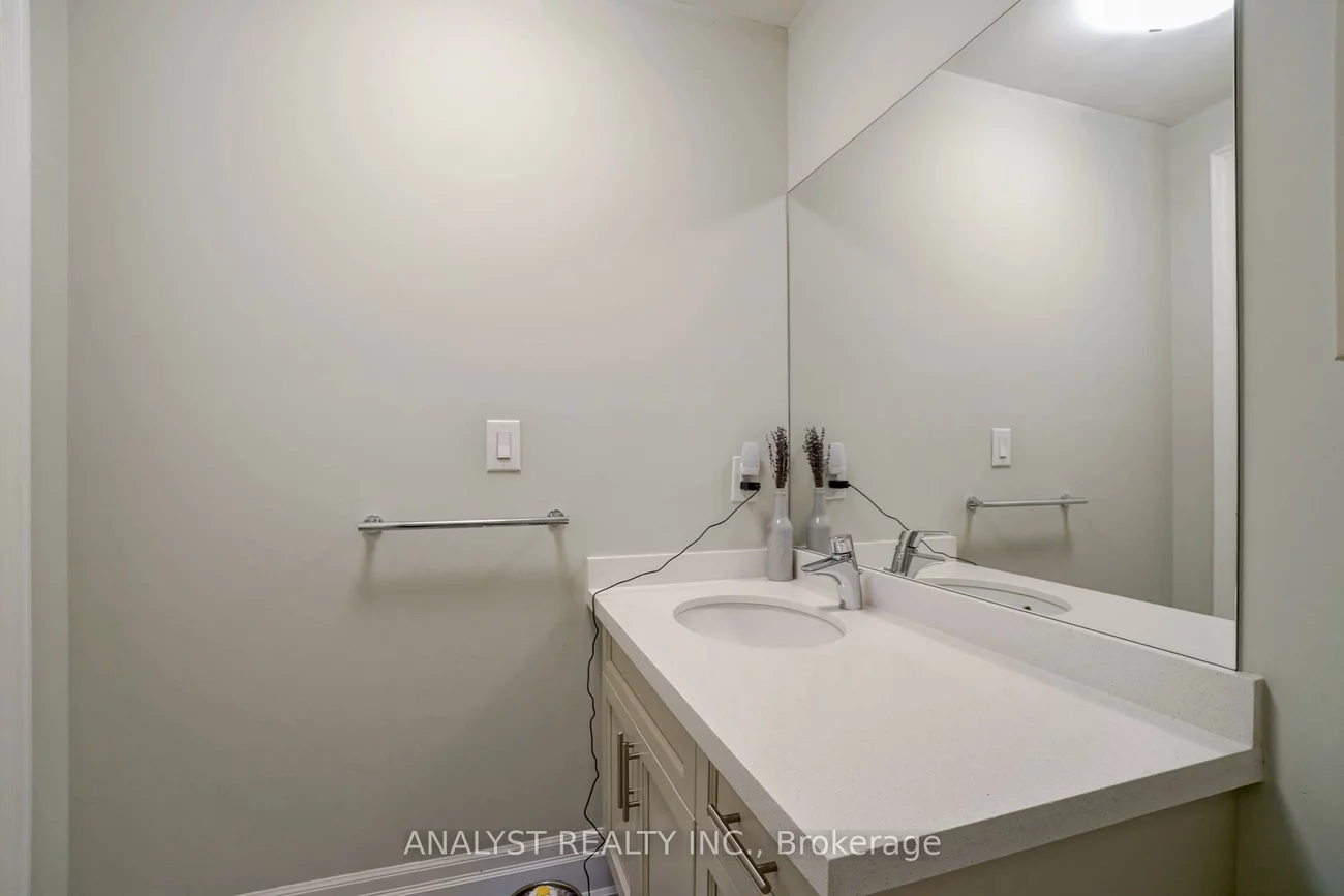 10425, Islington, Kleinburg, Vaughan