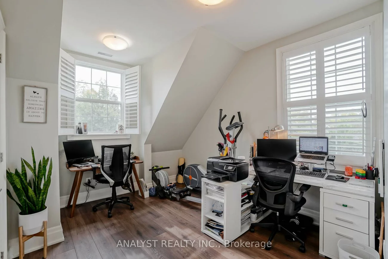 10425, Islington, Kleinburg, Vaughan