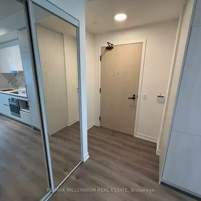 225, Commerce, Vaughan Corporate Centre, Vaughan