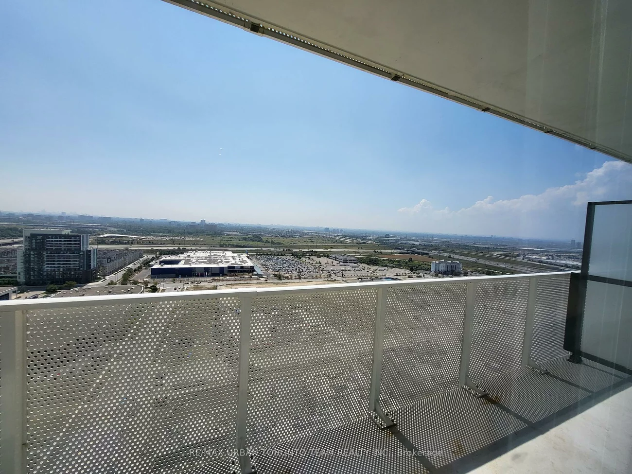28, Interchange, Vaughan Corporate Centre, Vaughan