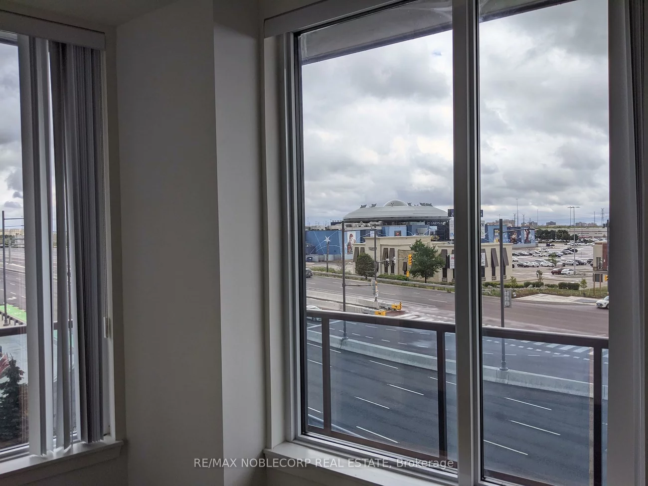 3600, Highway 7, Vaughan Corporate Centre, Vaughan