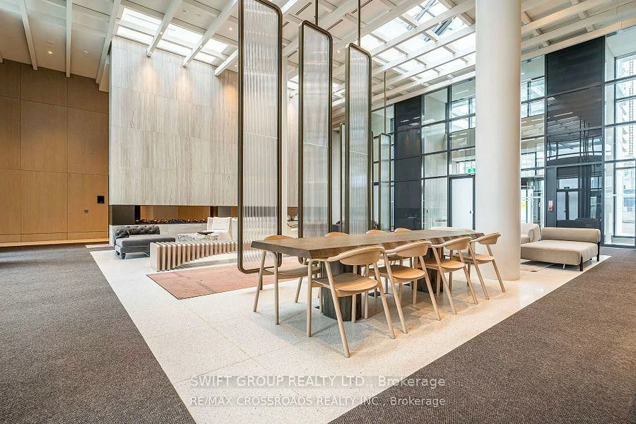 225, Commerce, Vaughan Corporate Centre, Vaughan