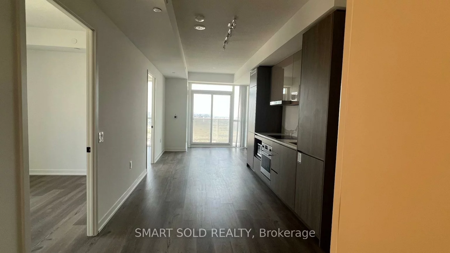 28, Interchange Way, Vaughan Corporate Centre, Vaughan