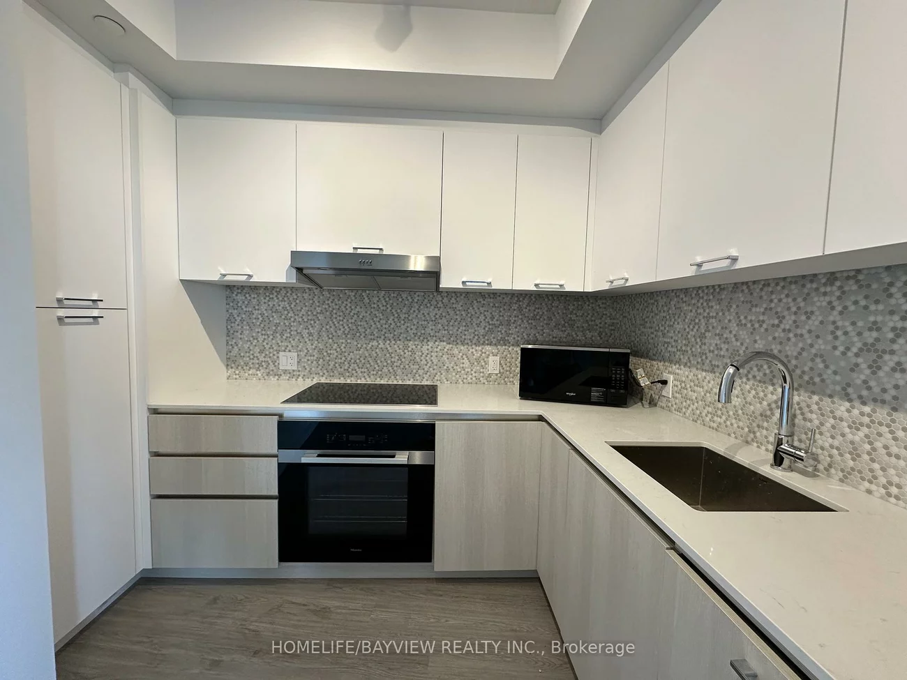 8188, Yonge, Uplands, Vaughan