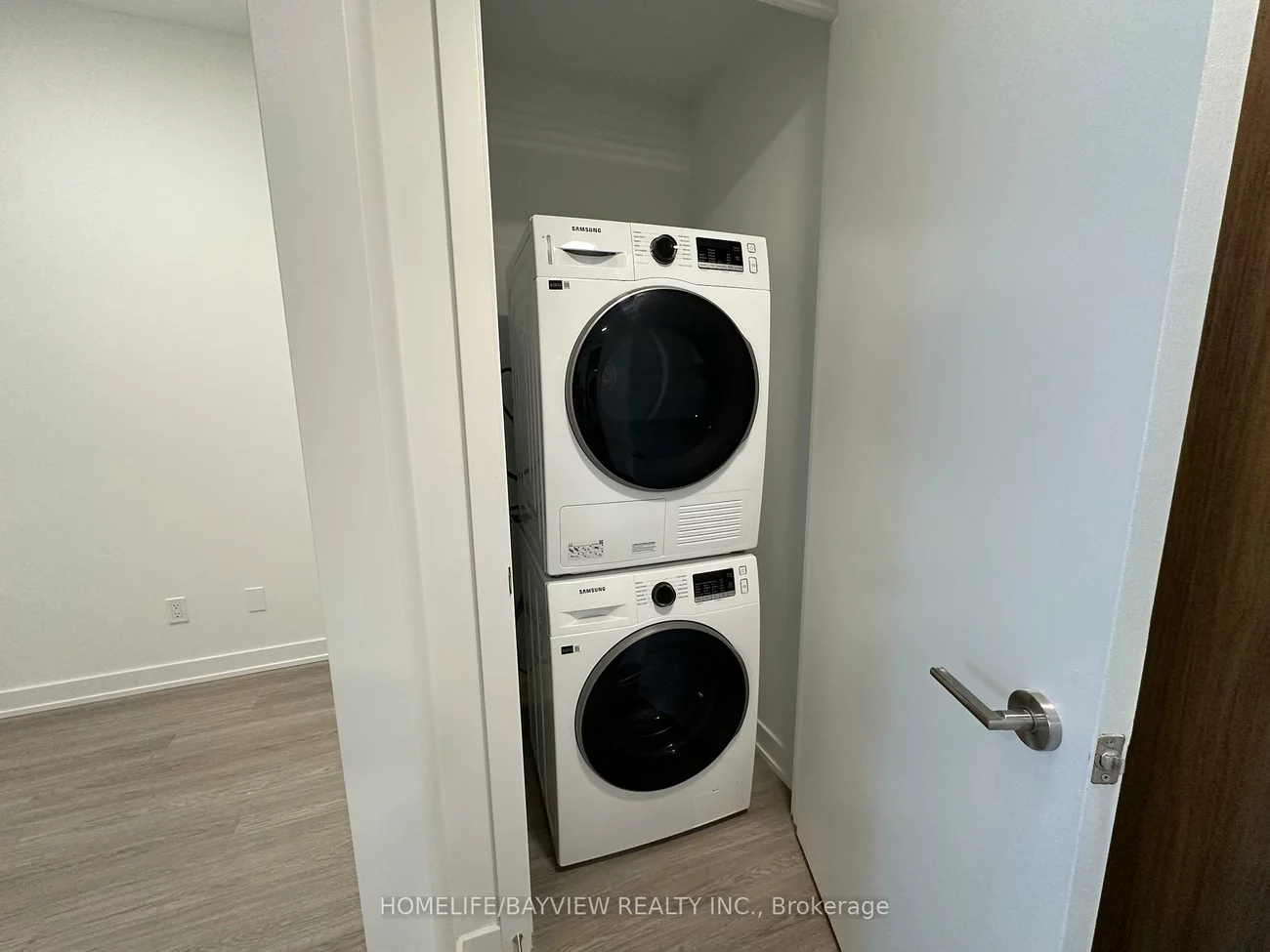 8188, Yonge, Uplands, Vaughan