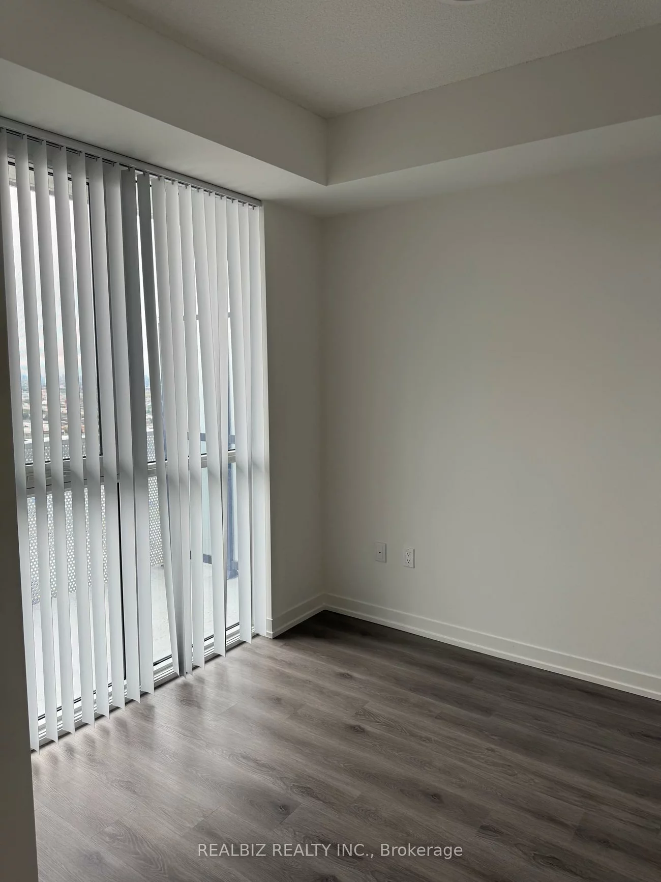 28, Interchange, Vaughan Corporate Centre, Vaughan