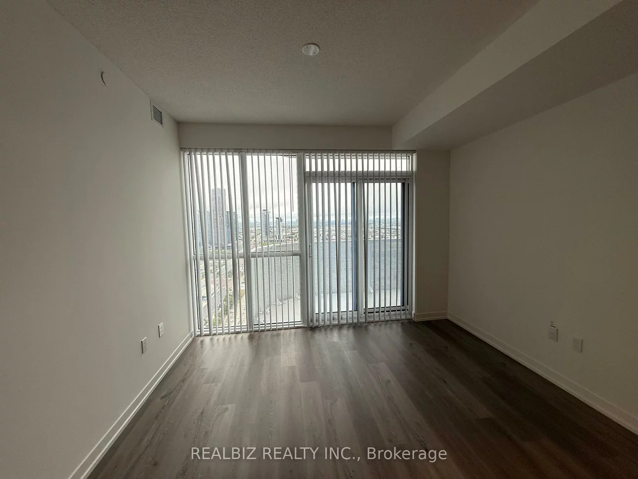 28, Interchange, Vaughan Corporate Centre, Vaughan