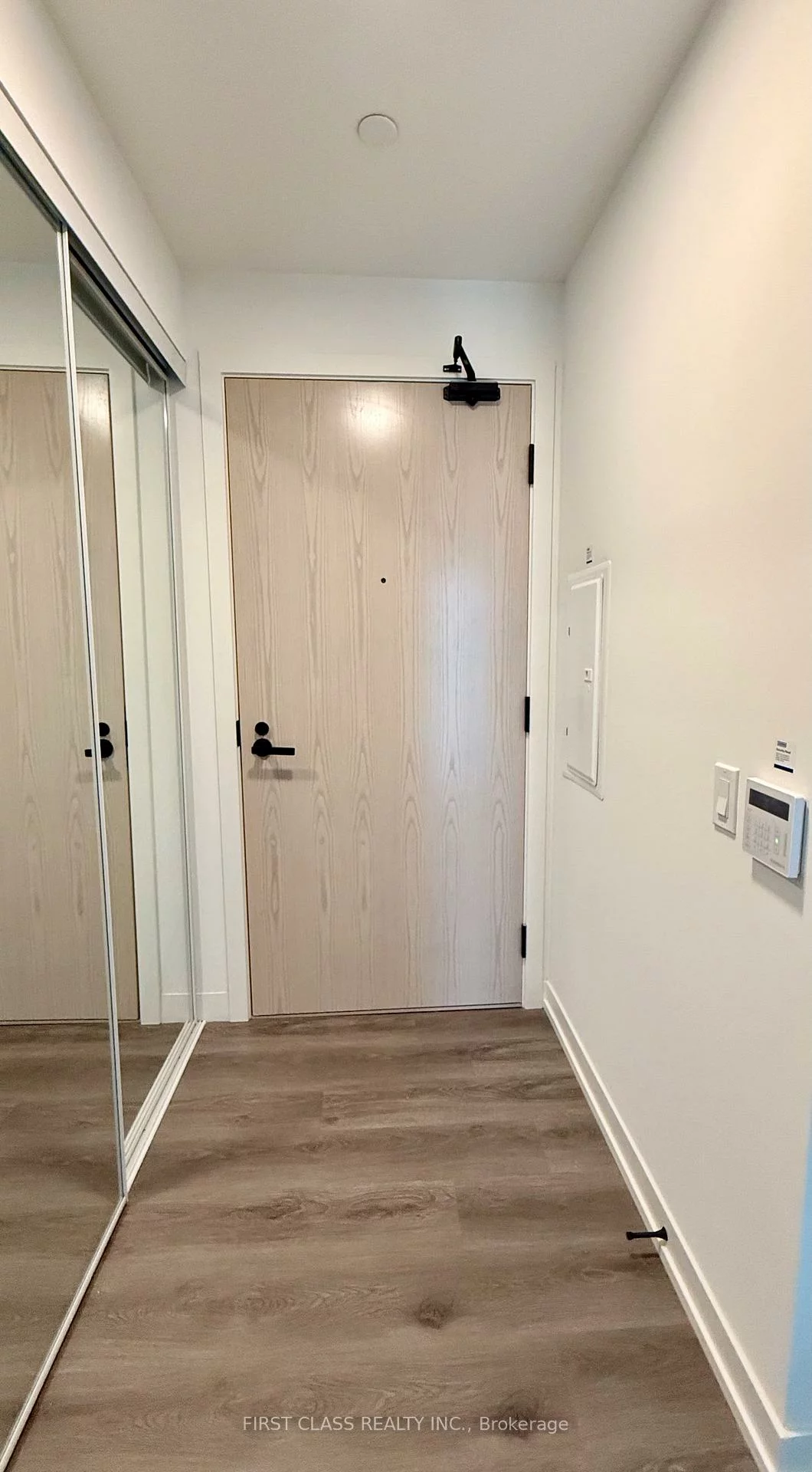 28, Interchange Way, Vaughan Corporate Centre, Vaughan