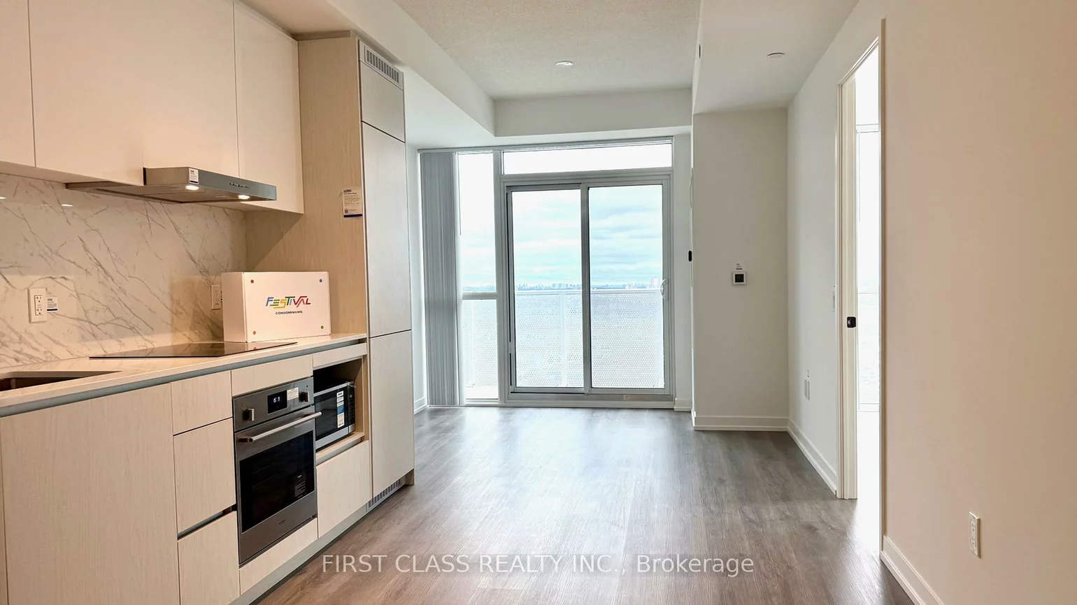 28, Interchange Way, Vaughan Corporate Centre, Vaughan