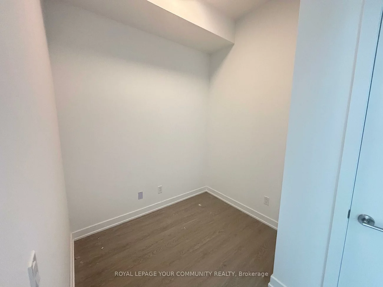 8188, Yonge, Uplands, Vaughan