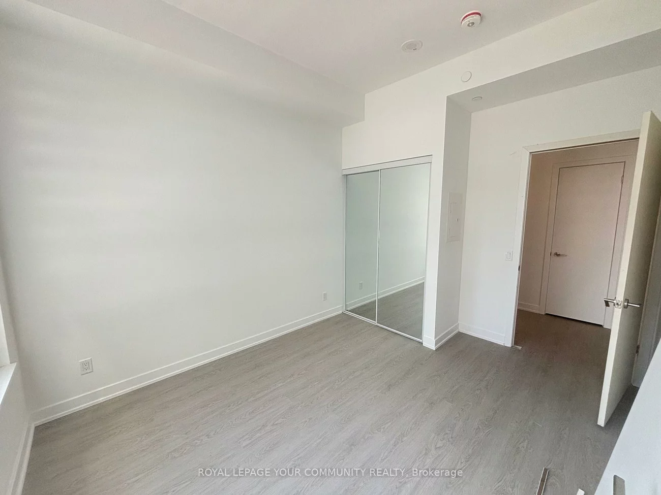8188, Yonge, Uplands, Vaughan