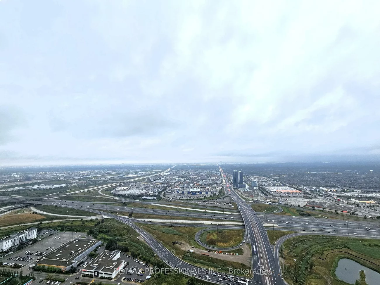 225, Commerce, Vaughan Corporate Centre, Vaughan