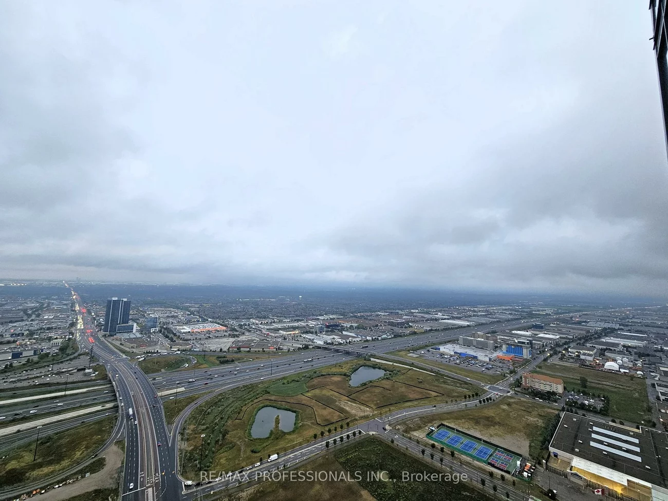 225, Commerce, Vaughan Corporate Centre, Vaughan