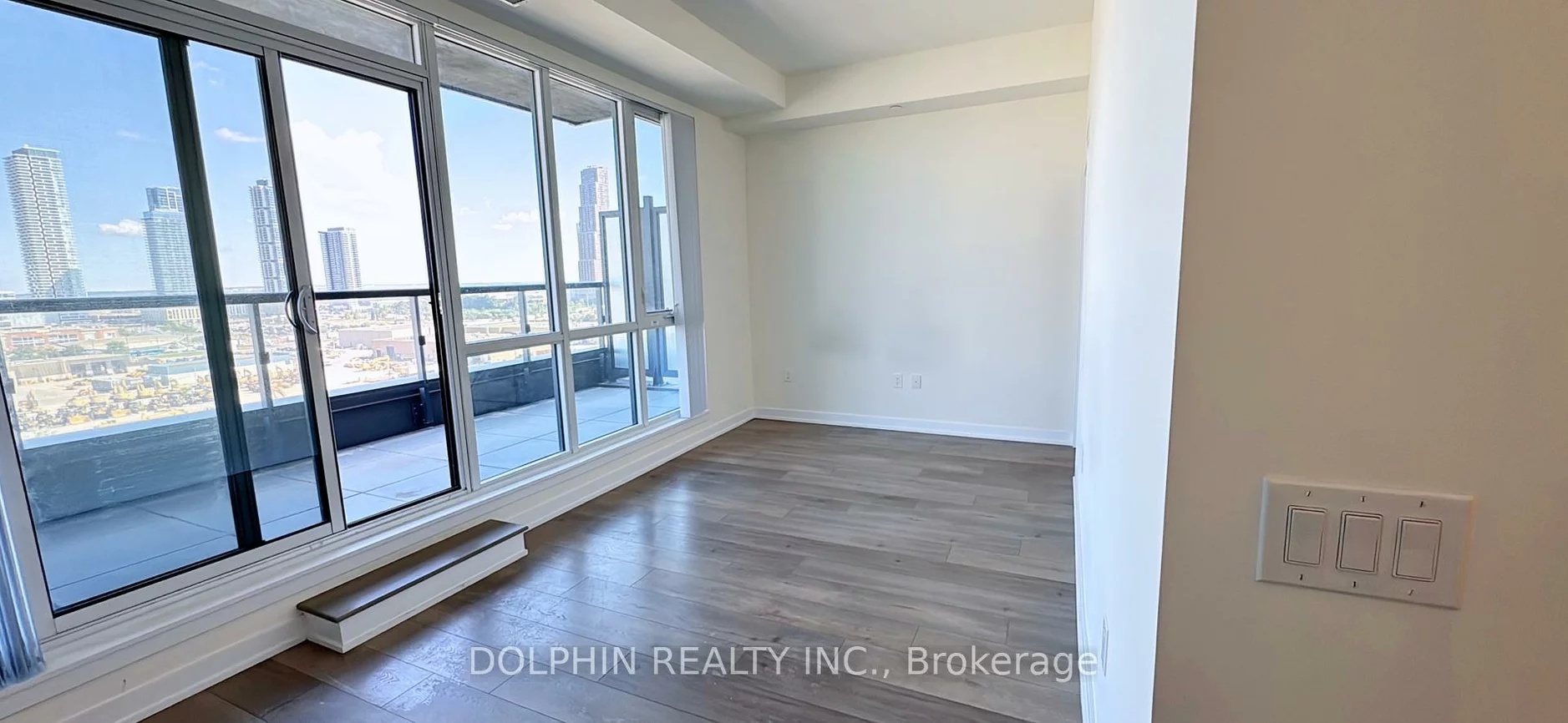 10, Honeycrisp, Vaughan Corporate Centre, Vaughan