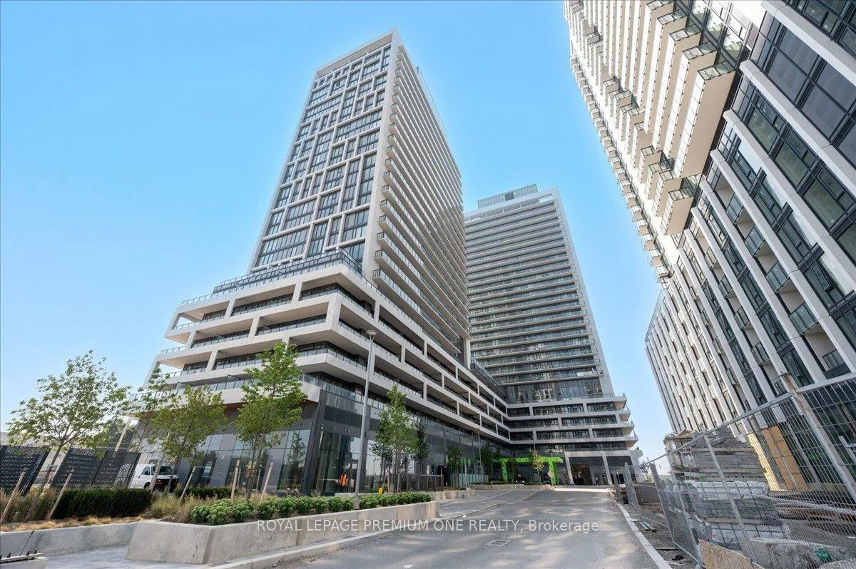 8960, Jane, Concord, Vaughan