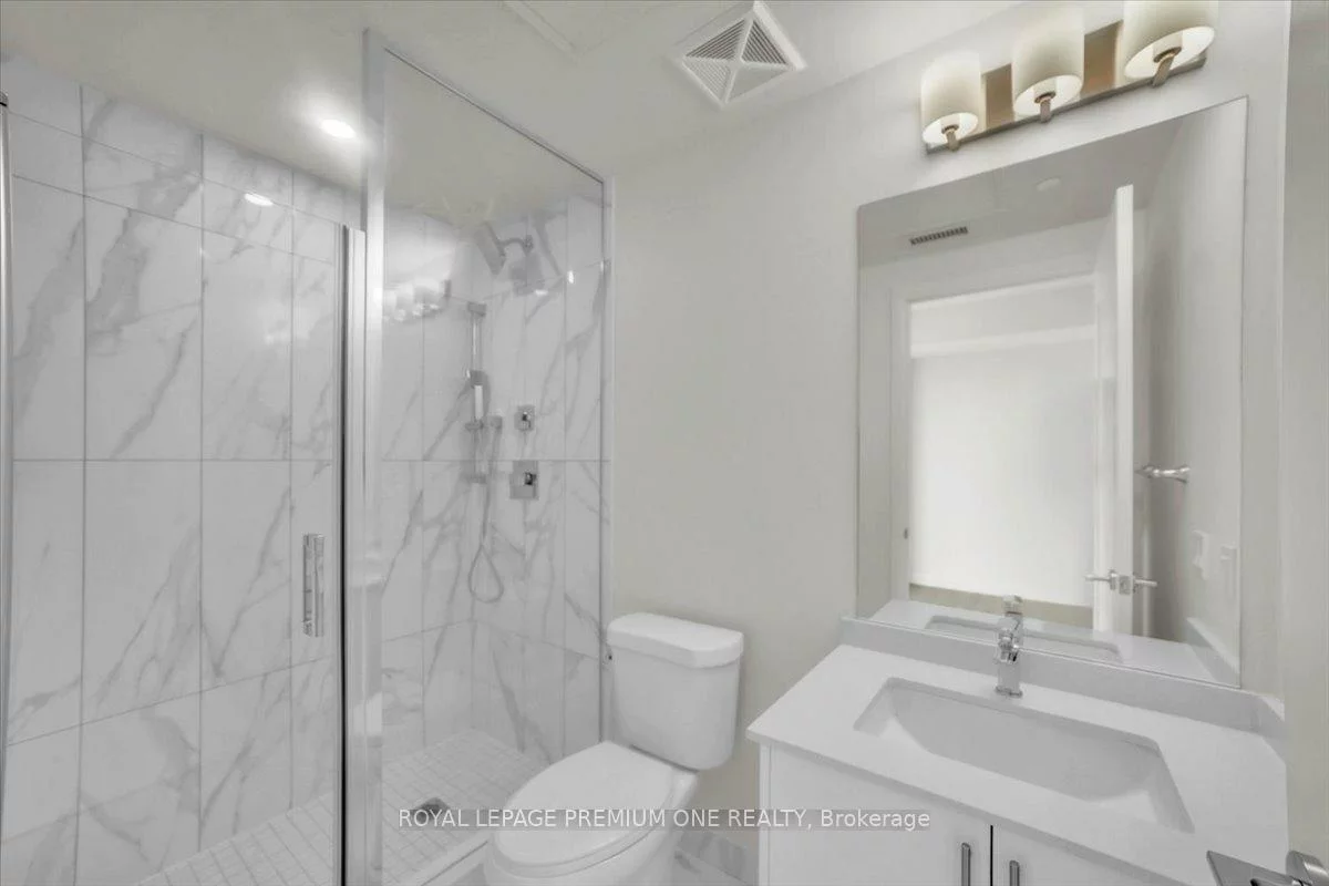 8960, Jane, Concord, Vaughan