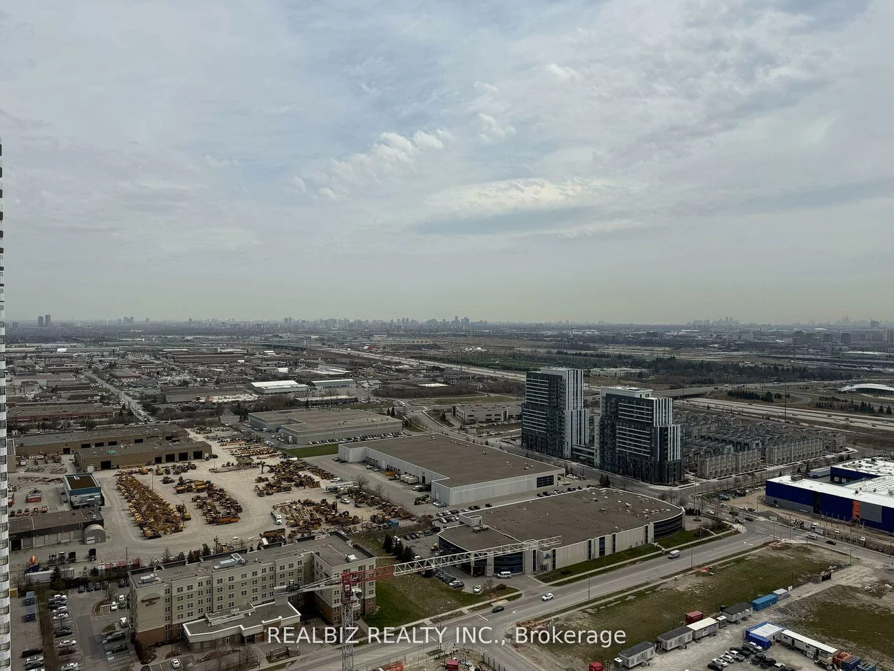 195, Commerce, Vaughan Corporate Centre, Vaughan