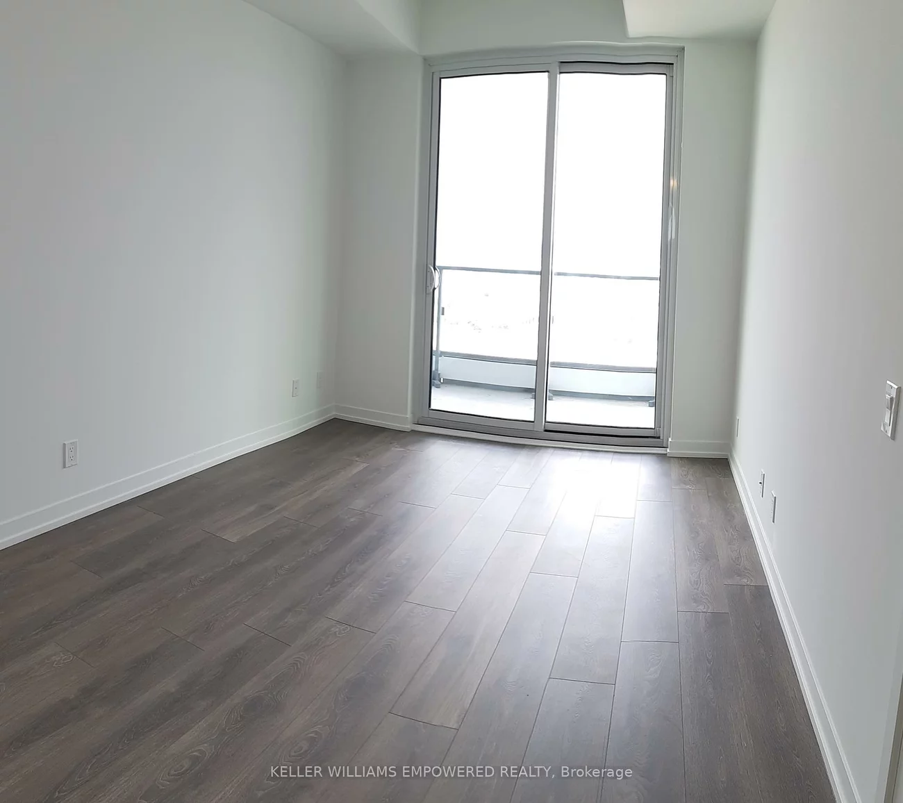 898, Portage, Vaughan Corporate Centre, Vaughan