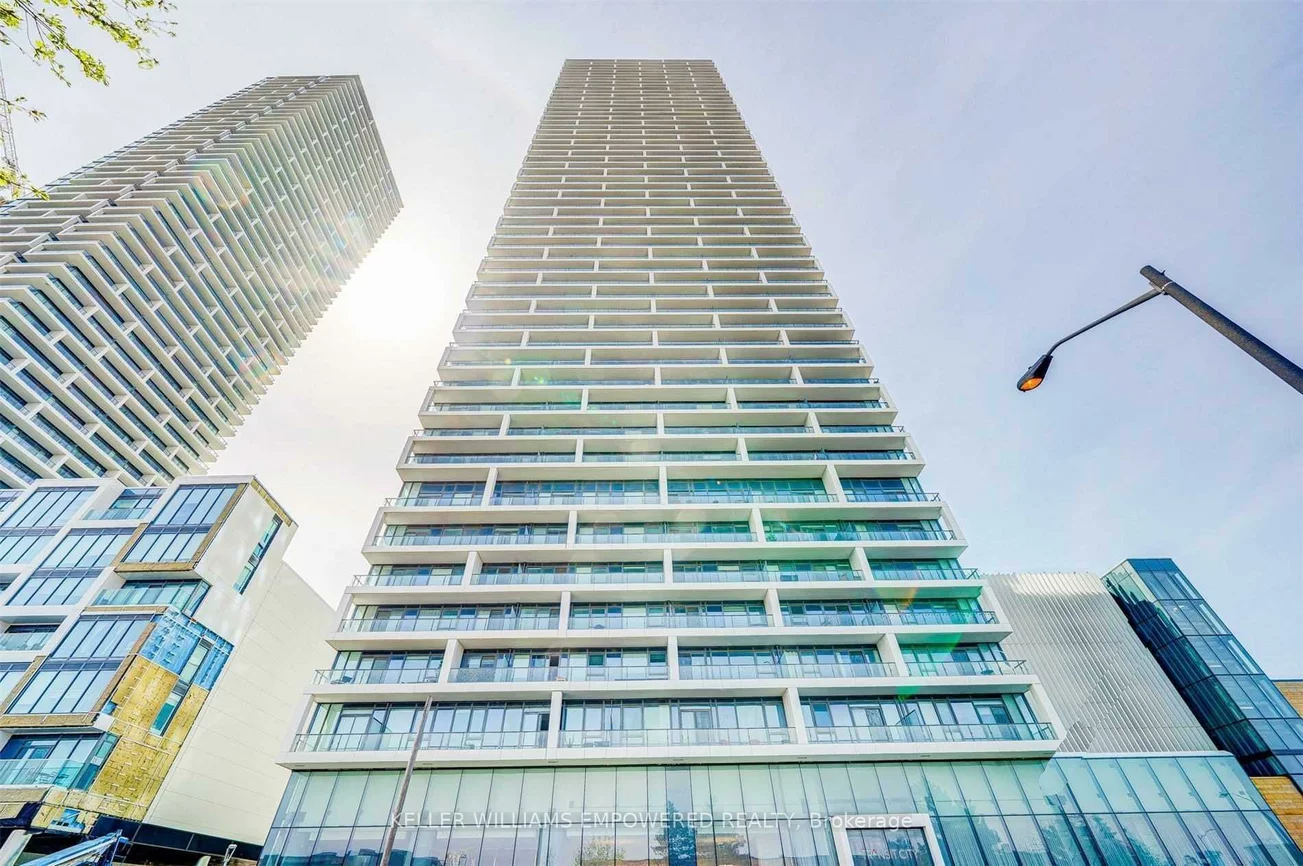 898, Portage, Vaughan Corporate Centre, Vaughan