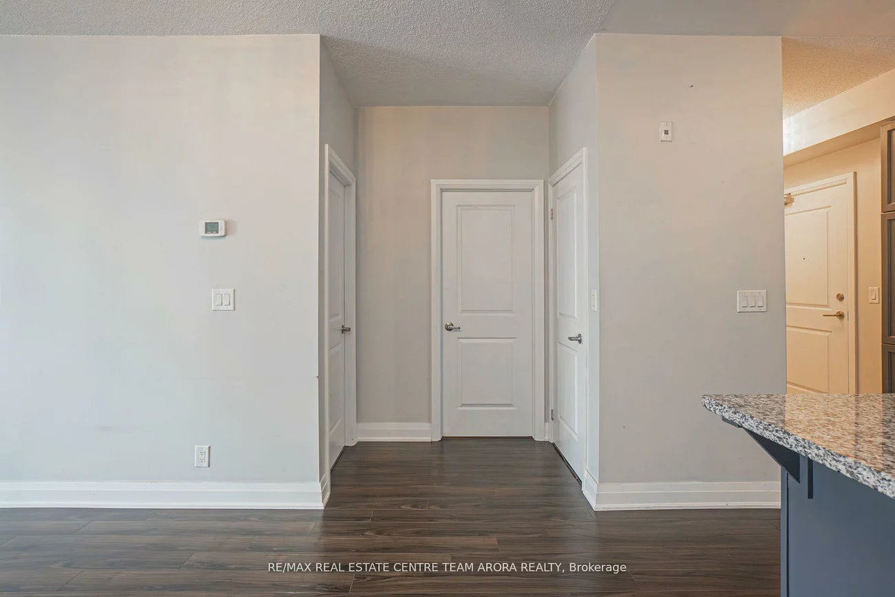 24, Woodstream, Vaughan Grove, Vaughan