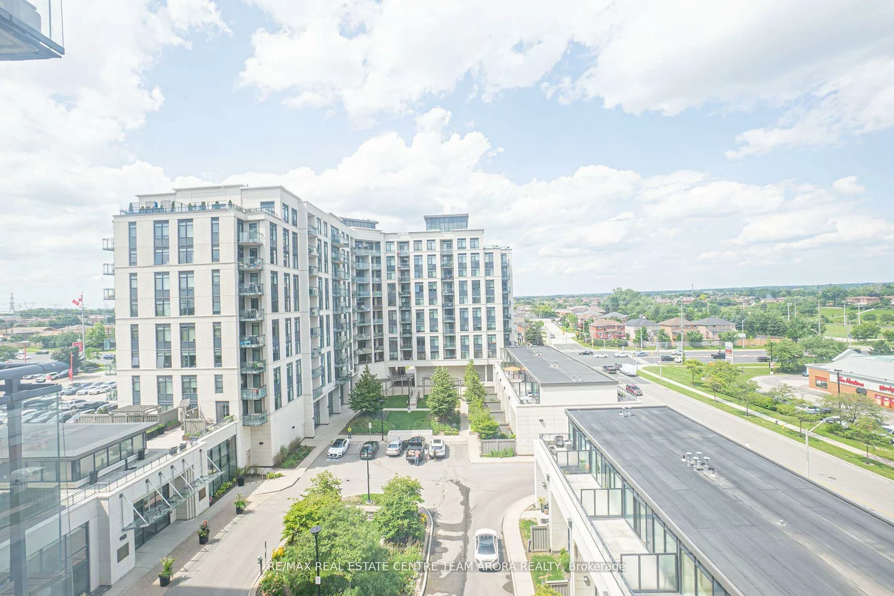 24, Woodstream, Vaughan Grove, Vaughan