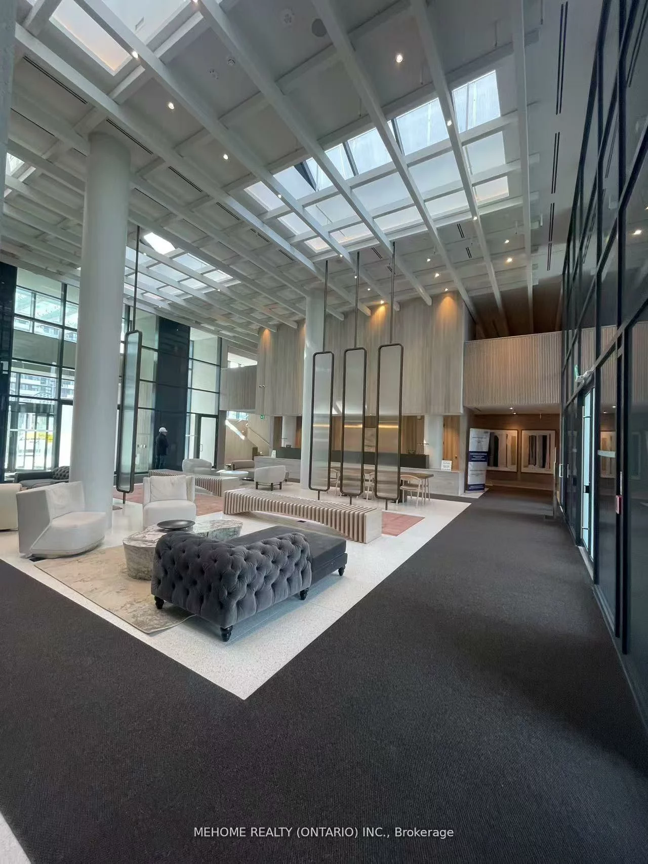 225, Commerce, Vaughan Corporate Centre, Vaughan