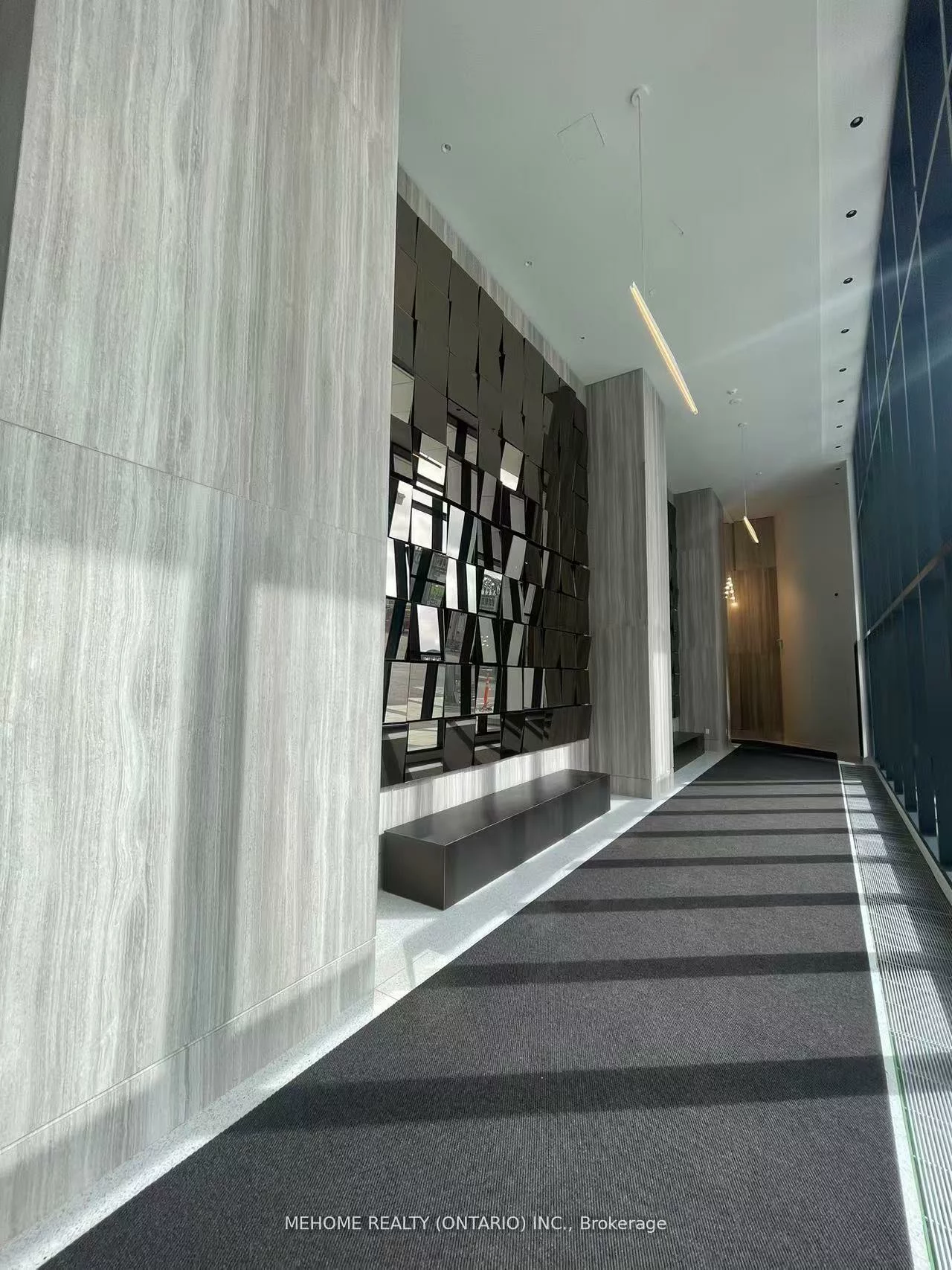 225, Commerce, Vaughan Corporate Centre, Vaughan