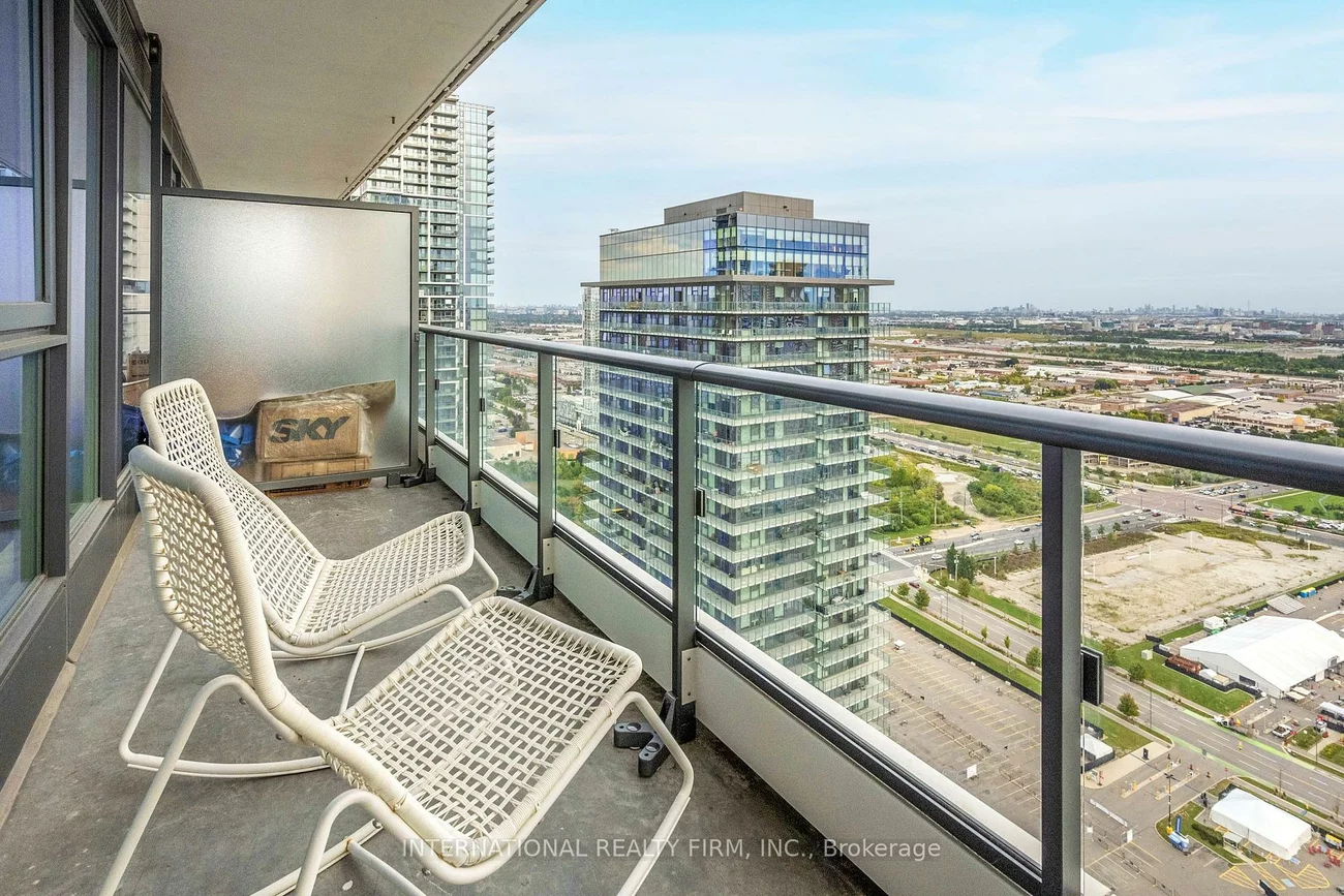 950, Portage, Vaughan Corporate Centre, Vaughan
