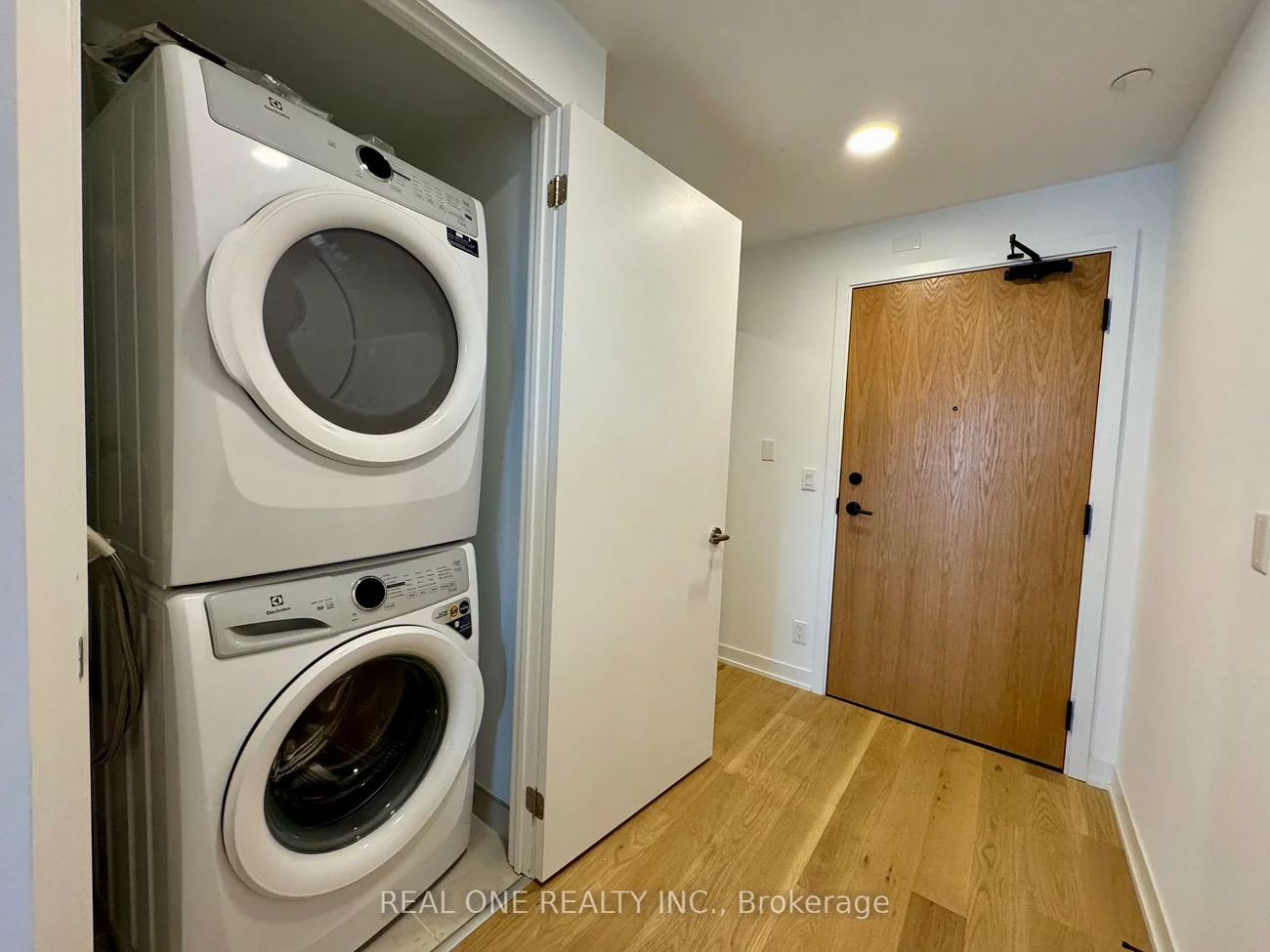 7950, Bathurst, Beverley Glen, Vaughan