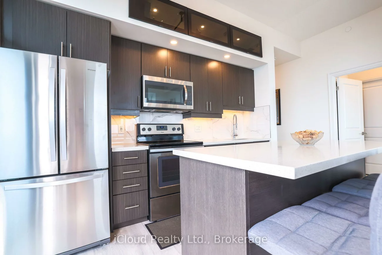 3600, Highway 7, Vaughan Corporate Centre, Vaughan