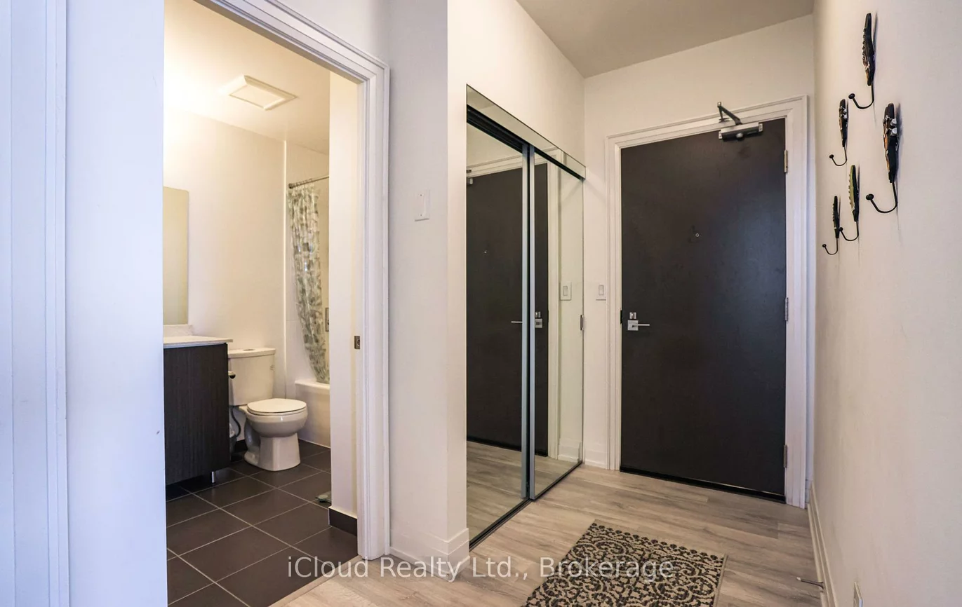 3600, Highway 7, Vaughan Corporate Centre, Vaughan