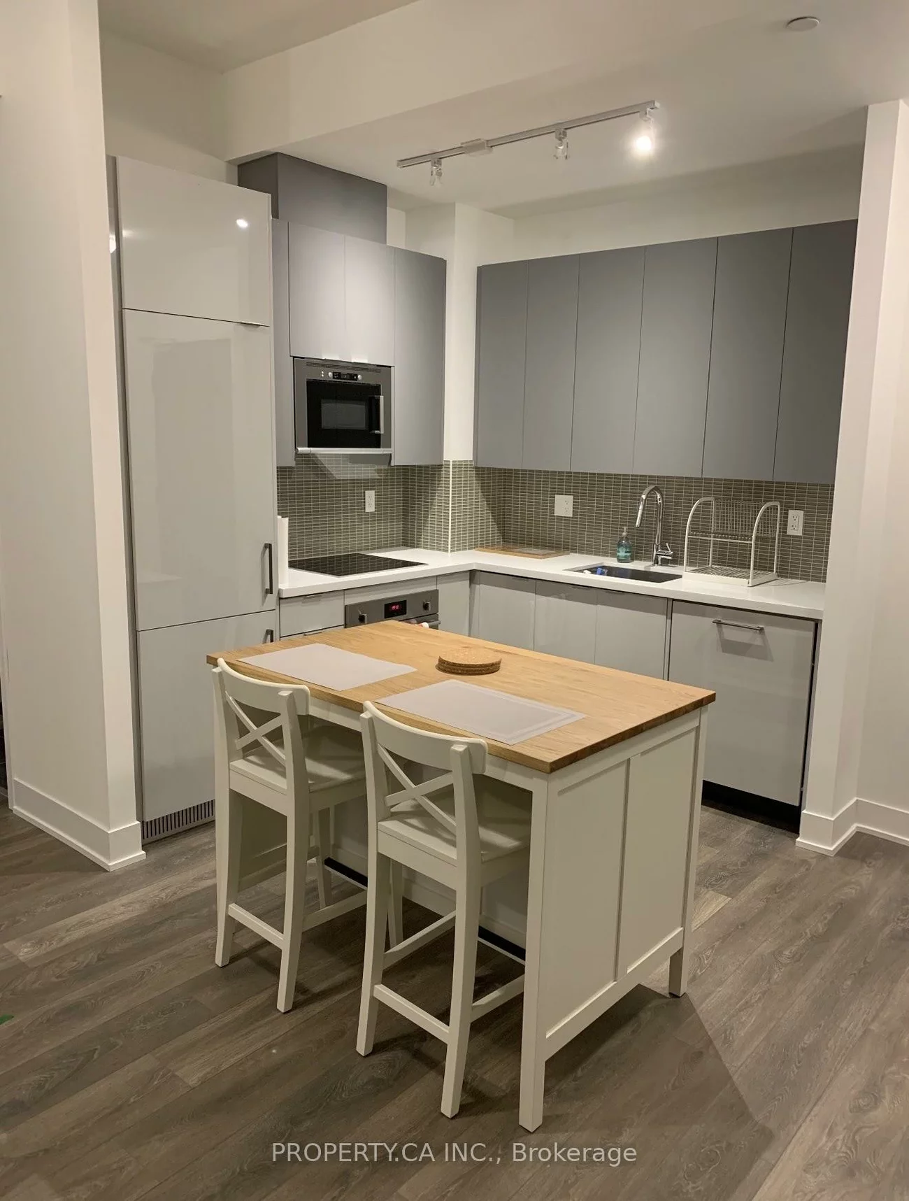 2908, Highway 7, Concord, Vaughan