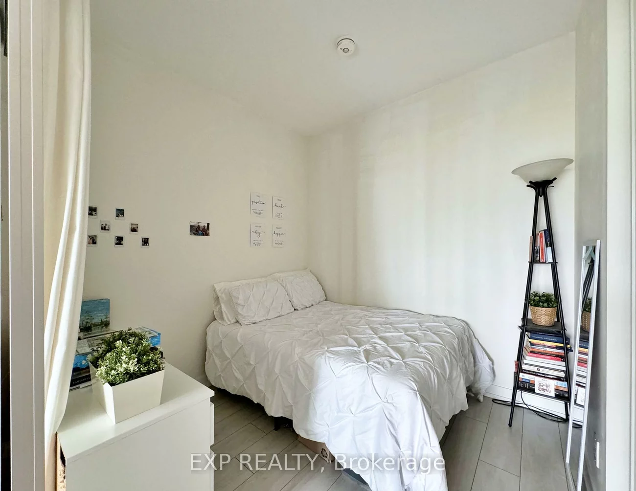 898, Portage, Vaughan Corporate Centre, Vaughan