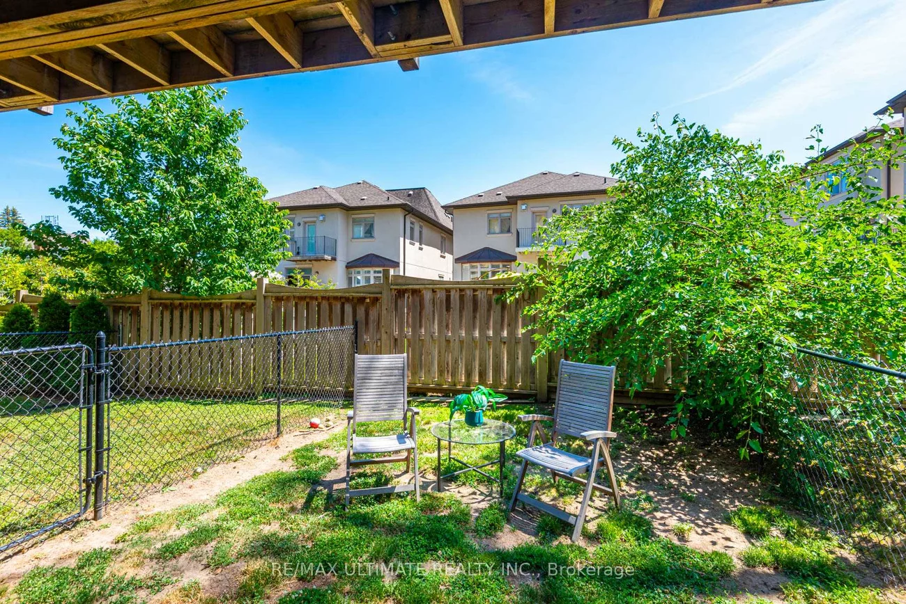 15, Powseland, West Woodbridge, Vaughan