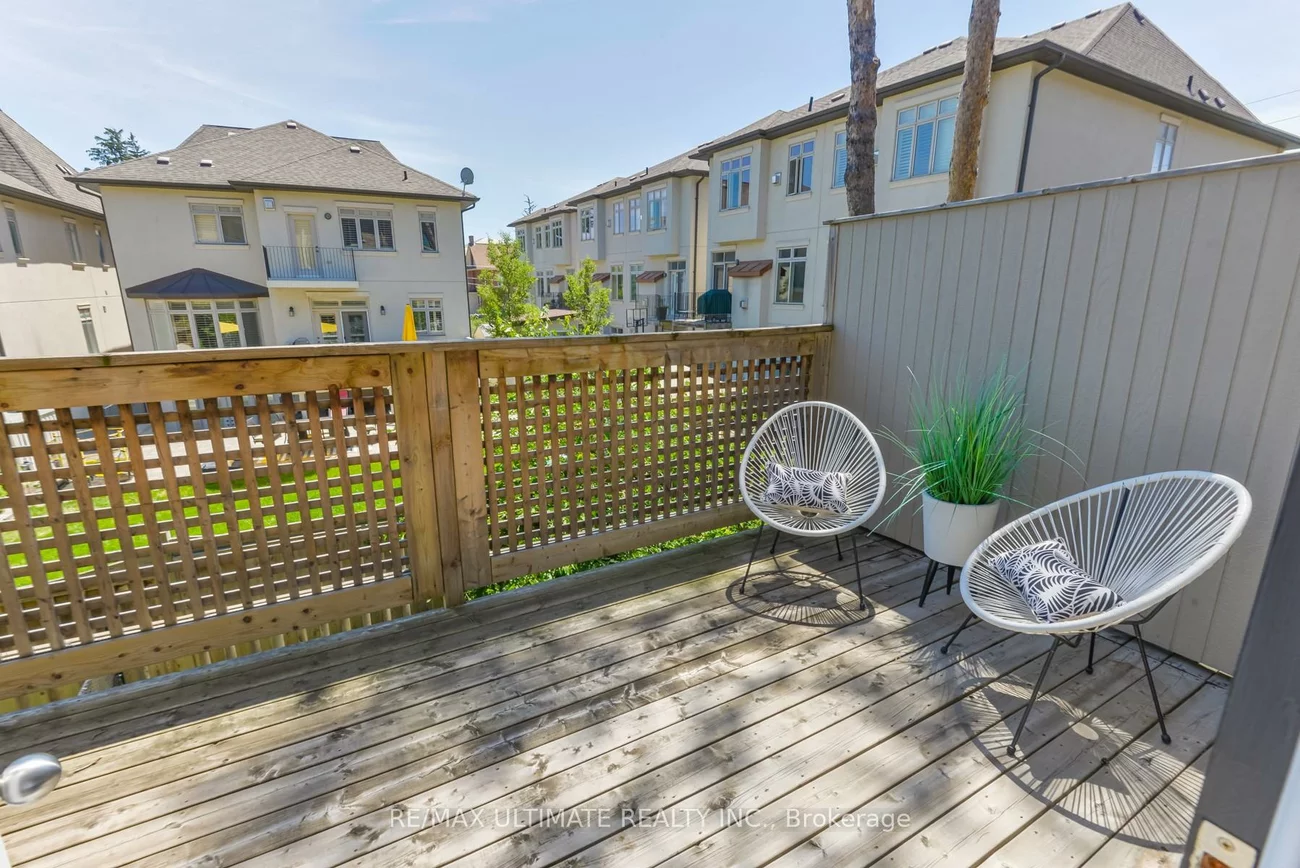 15, Powseland, West Woodbridge, Vaughan