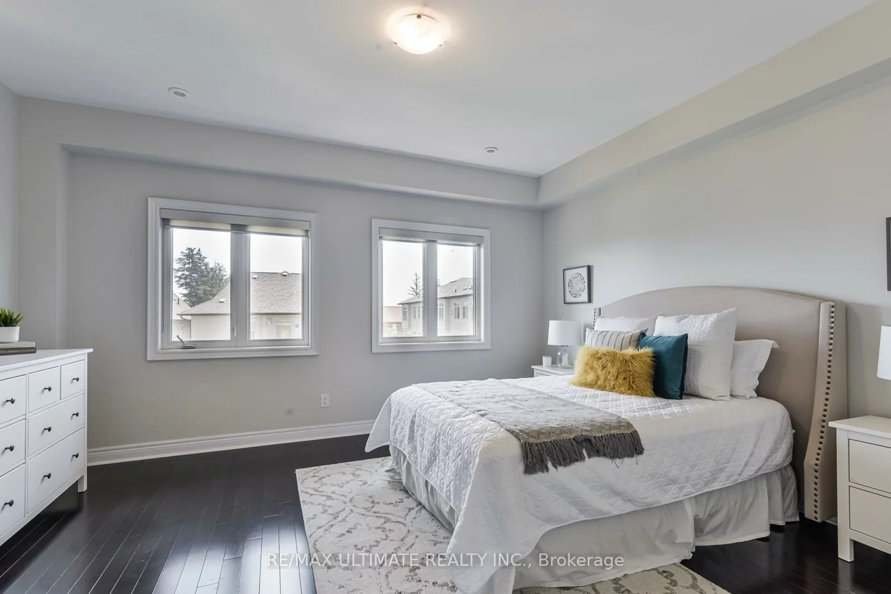 15, Powseland, West Woodbridge, Vaughan