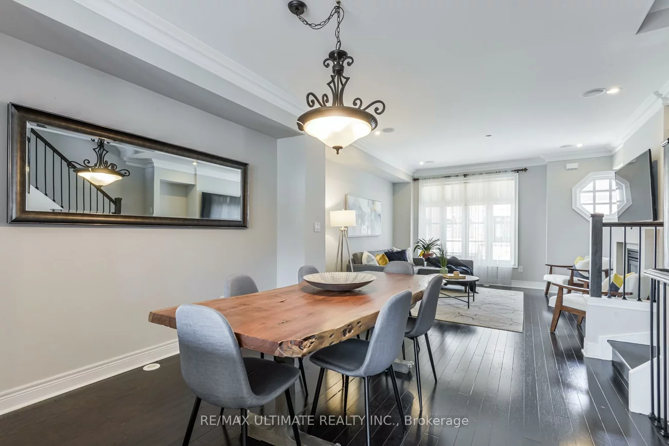 15, Powseland, West Woodbridge, Vaughan