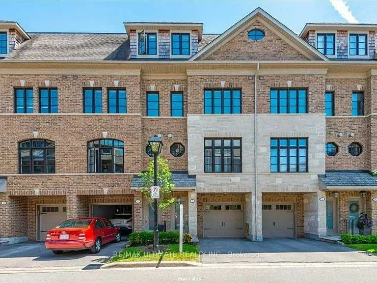 15, Powseland, West Woodbridge, Vaughan